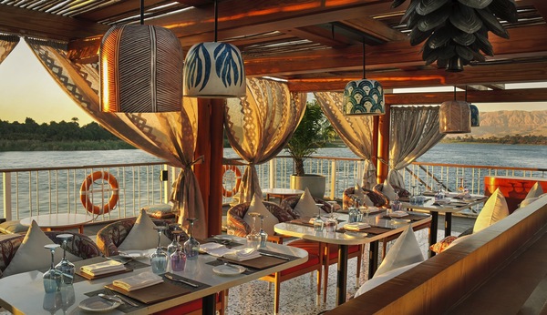 AmaWaterways AmaDahlia Chefs Restaurant.jpg